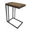 Table de bout haute en forme de C de 27 po Callista, table d'appoint coulissante avec plateau en bois et base en métal noir