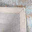Tapis gris / ivoire en laine / viscose touffeté à la main Dendron-302583951