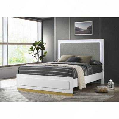 Panel Bed