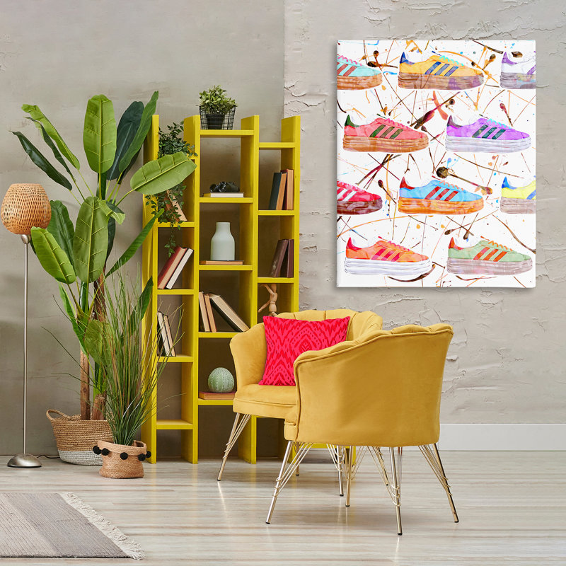 "Abstract Splatter Sneakers", art mural par Ziwei Li, H 48 po x l 36 po