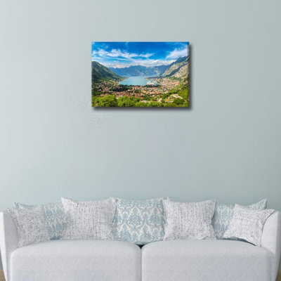 Wall Decor