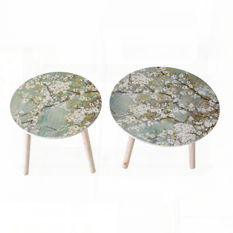 Ensemble de 2 tables d'appoint peintes Cherry Blossom avec 3 pieds