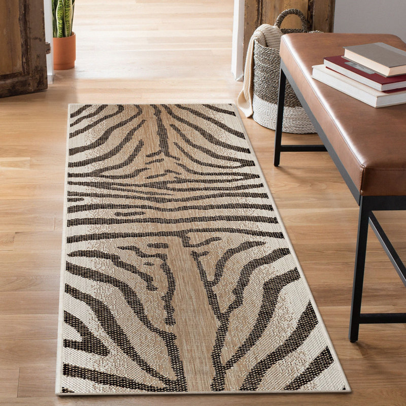 Tapis intérieur / extérieur brun clair Osman, Tapis de couloir 1 pi 11 po x 4 pi 11 po