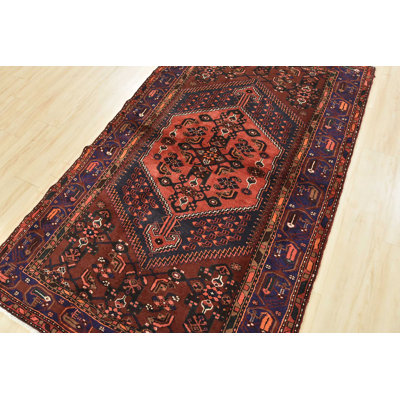 Tapis unique brun de 4 pi 6 po x 7 pi 6 po