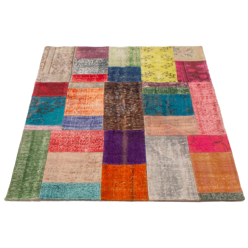 Tapis multicolore 4 pi 8 po x 6 pi 7 po
