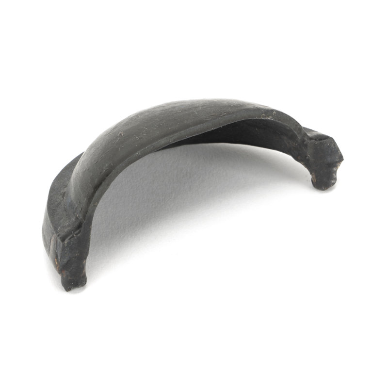 Regency 7.5 cm centre Cup Handle, Beeswax