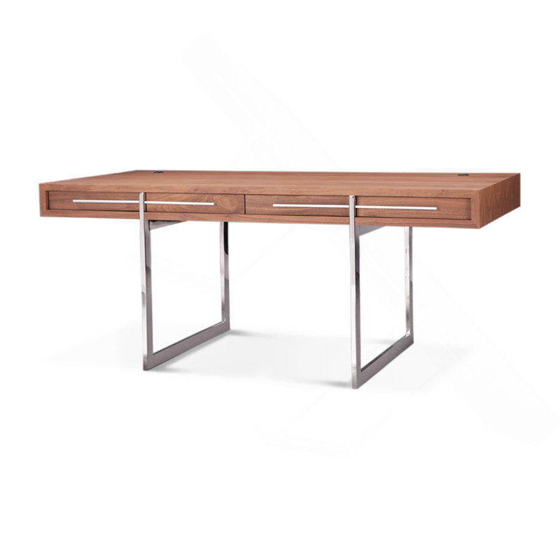 Bureau en placage de noyer