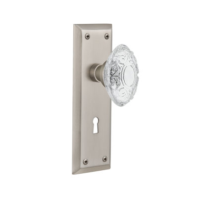 New York Plate with Decorative Keyhole and Crystal Victorian Knob