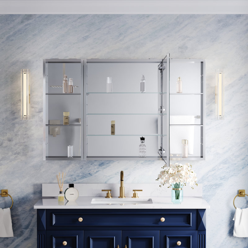 Armoire à pharmacie encastrée ou en saillie en aluminium avec miroir biseauté et tablette ouverte, 122 cm (L) x 76 cm (H).