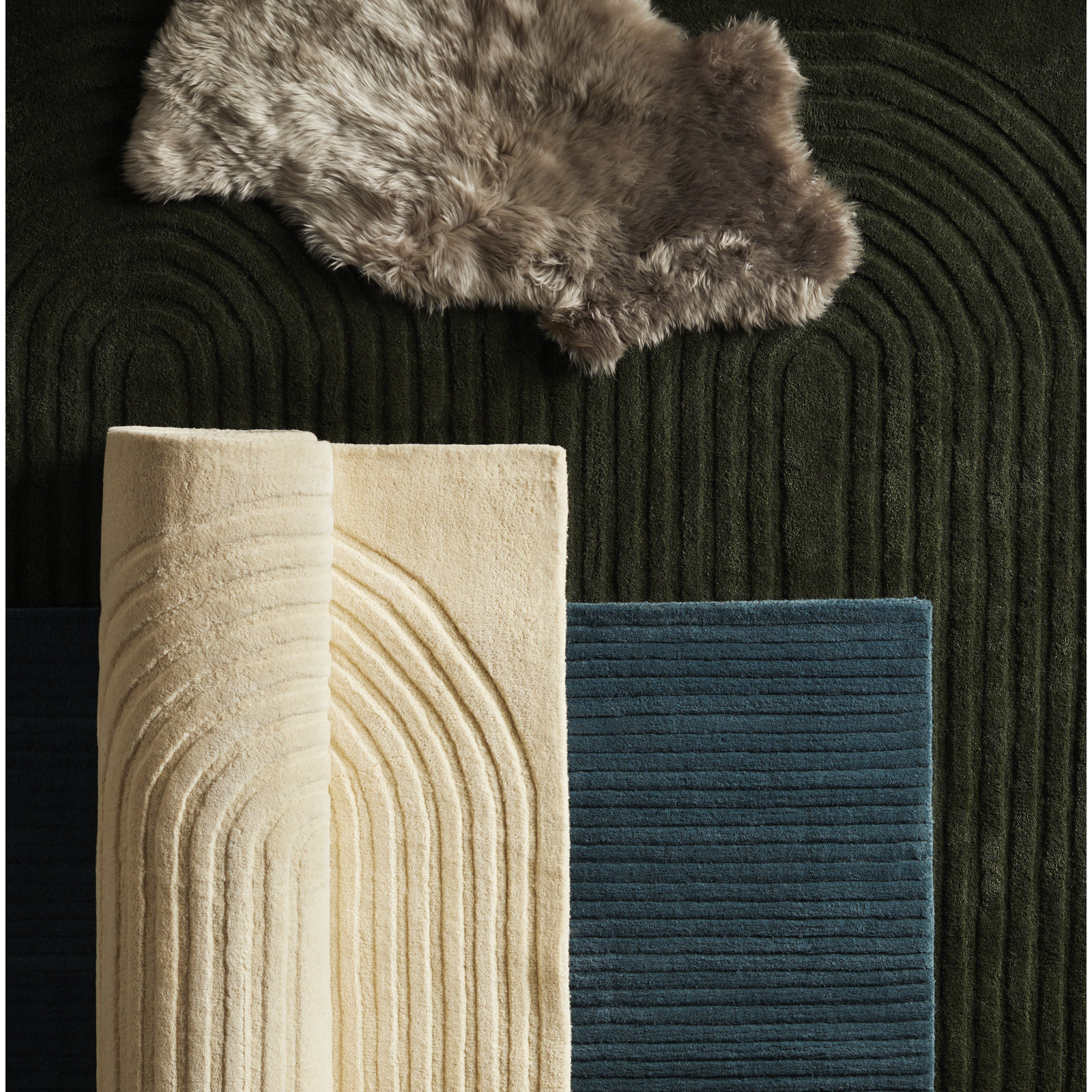 Guiness Handmade Wool Blue Rug, Rectangle 8' x 10'