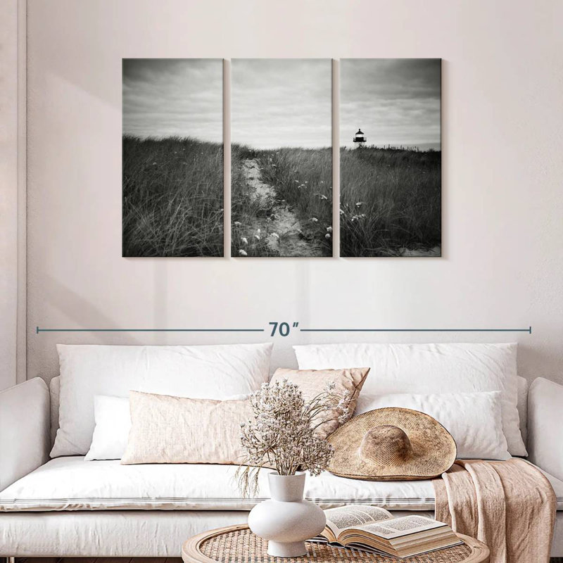 Rorry Nantucket Light, 28" H x 45" W