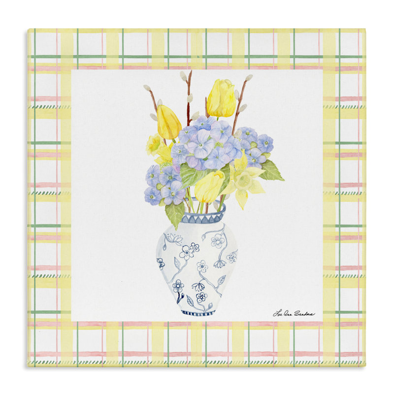 Vase de printemps sur toile écossaise jaune, design par Lee Ann Sanders, H 17 po x l 17 po