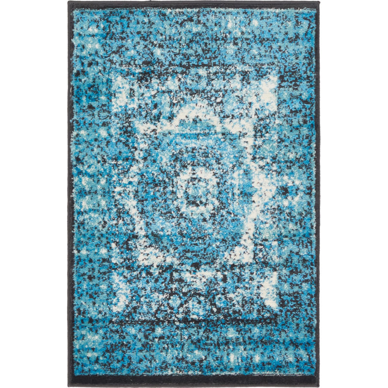 Yareli Oriental Indoor Rug, Rectangle 2' x 3'1"
