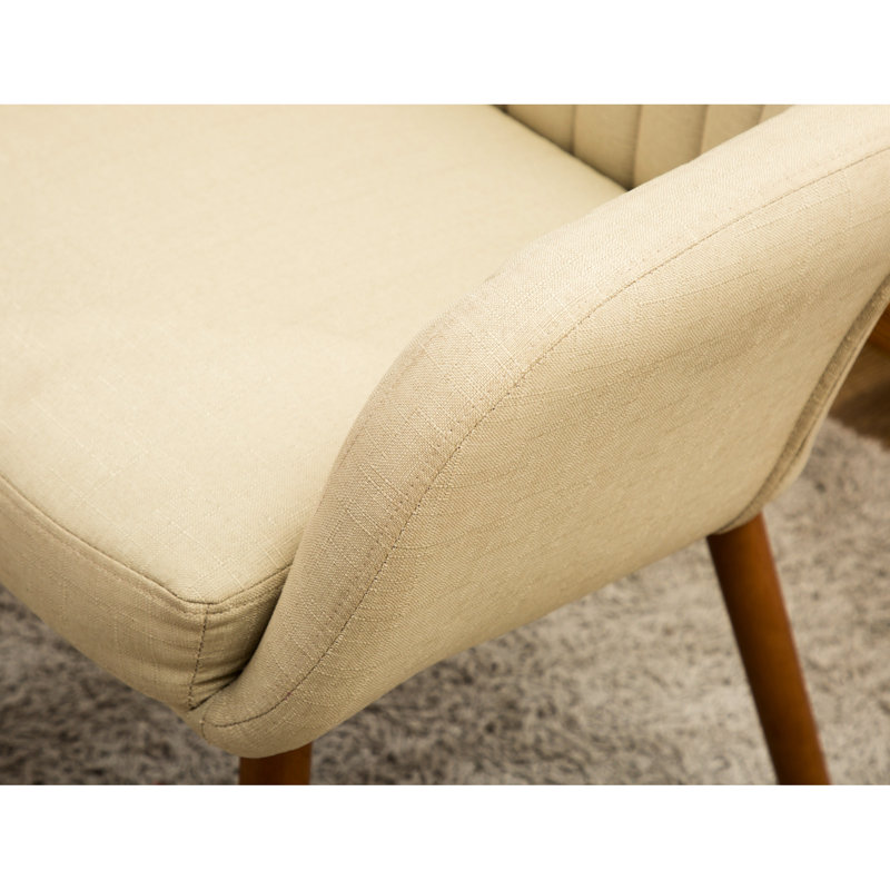 Chaise brun clair avec coussin - Pieds en bois massif, finition mousse et profonde