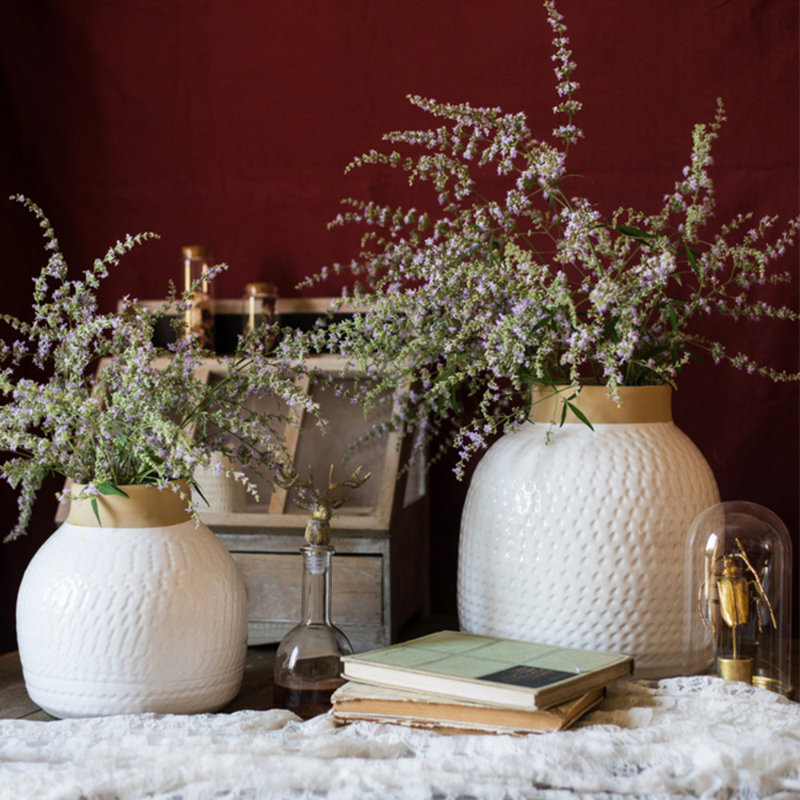 Vase de table en porcelaine blanche, H 12,2 po x l 10,24 po x P 10,24 po