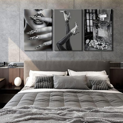 Modern Fashion Woman Canvas Wall Art Black And White Stylish Wall Decor Pictures High Heels Lipstick Perfume Painting Artwork Luxurious Shiny Prints For Bathroom Bedroom Office Decoration 12X16in