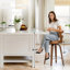 Tabouret de bar pivotant rembourré avec structure en bois Mundrae, pieds en bois d'hévéa-758078280