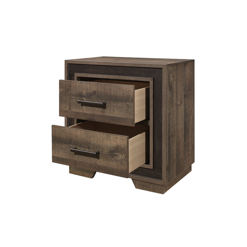 Enajiah Piece Bedroom Set, Queen, 3 Piece: Bed, 2 NightStand