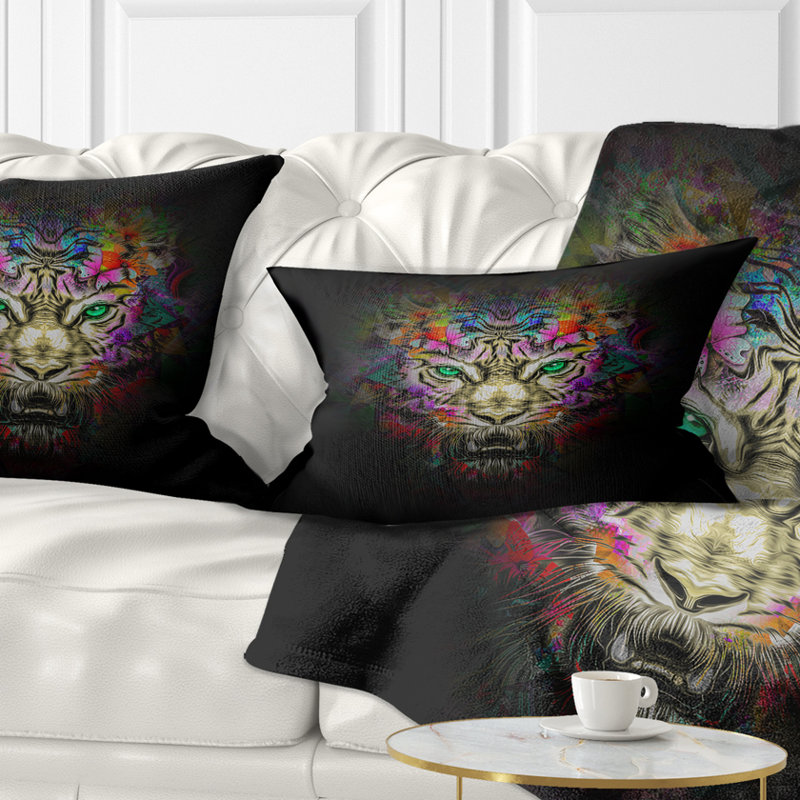 Coussin lombaire à la tête de l’animal féroce