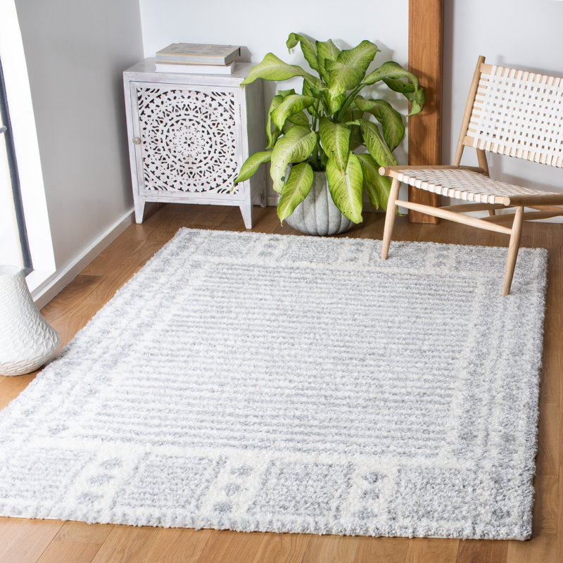 Madrina Southwestern Gray Area Rug, Rectangle 5'3" x 7'6"