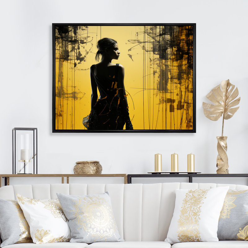 «Black and Yellow Fashion Woman Solitude II», art mural mode, Cadre flottant noir, H 24 po x l 32 po x P 1 po
