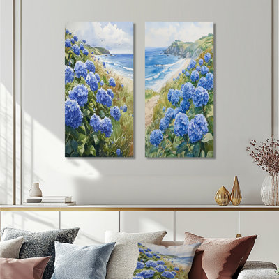 Hortensias dans un jardin en bord de mer I - Collection de 2 panneaux de toiles florales
