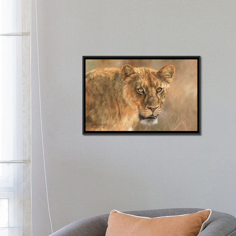 « lioness », impression sur toile, H 18 po x l 26 po x P 1,5 po, Toile avec cadre noir, Pas de tapis