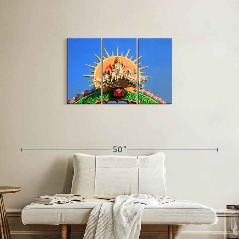 Divinité indienne Surya, H 20 po x l 33 po