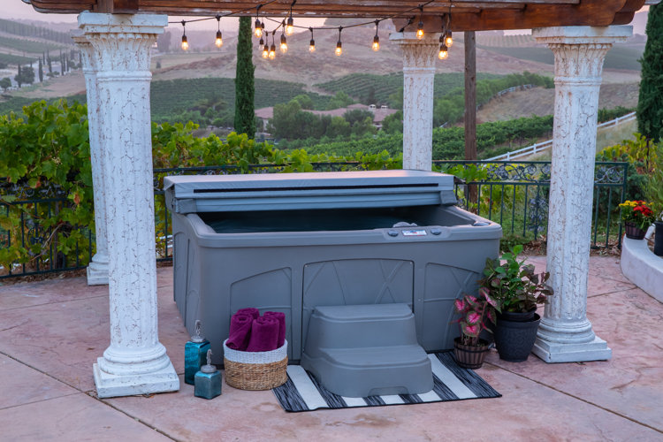 Hot Tub Buying Guide - Wayfair Canada