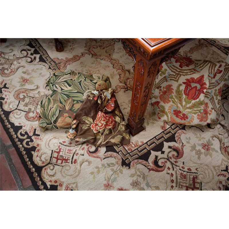 Hand Knotted Wool Oriental Area Rug