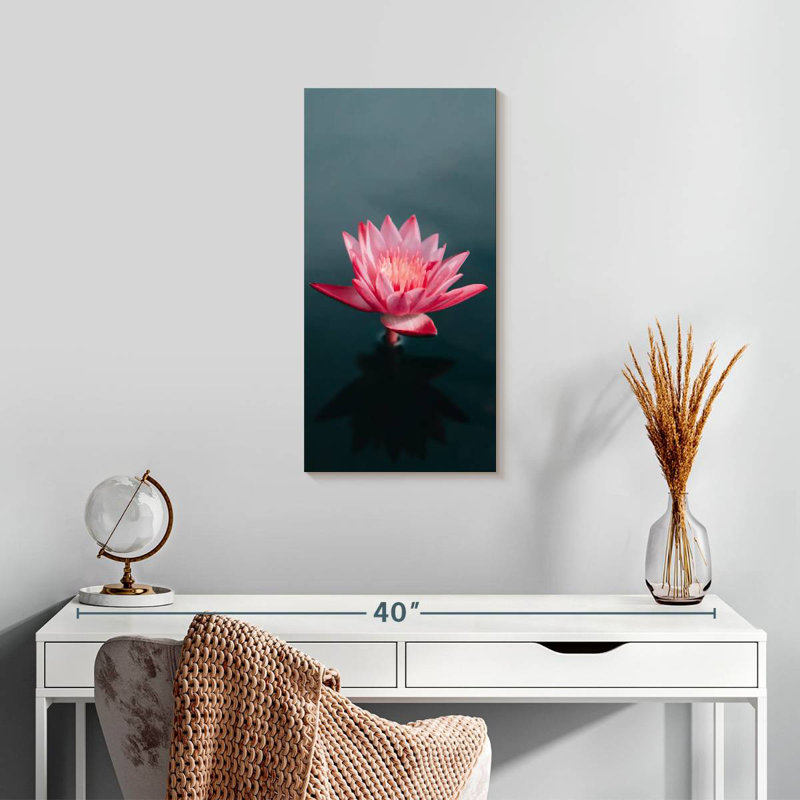 Solo Lotus, 24" H x 12" W