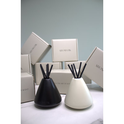 Ceramic Reed Diffuser With 100ml Essential Oil Fragrance Bundle Aromatherapy Home Fragrance For Relaxing Atmosphere