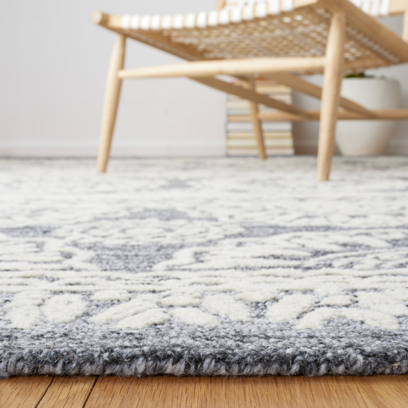 Pezanetti Hand Tufted Performance Southwestern Rug, Rectangle 4' x 6'