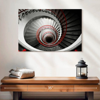 Lilie Pop Spinning Staircase