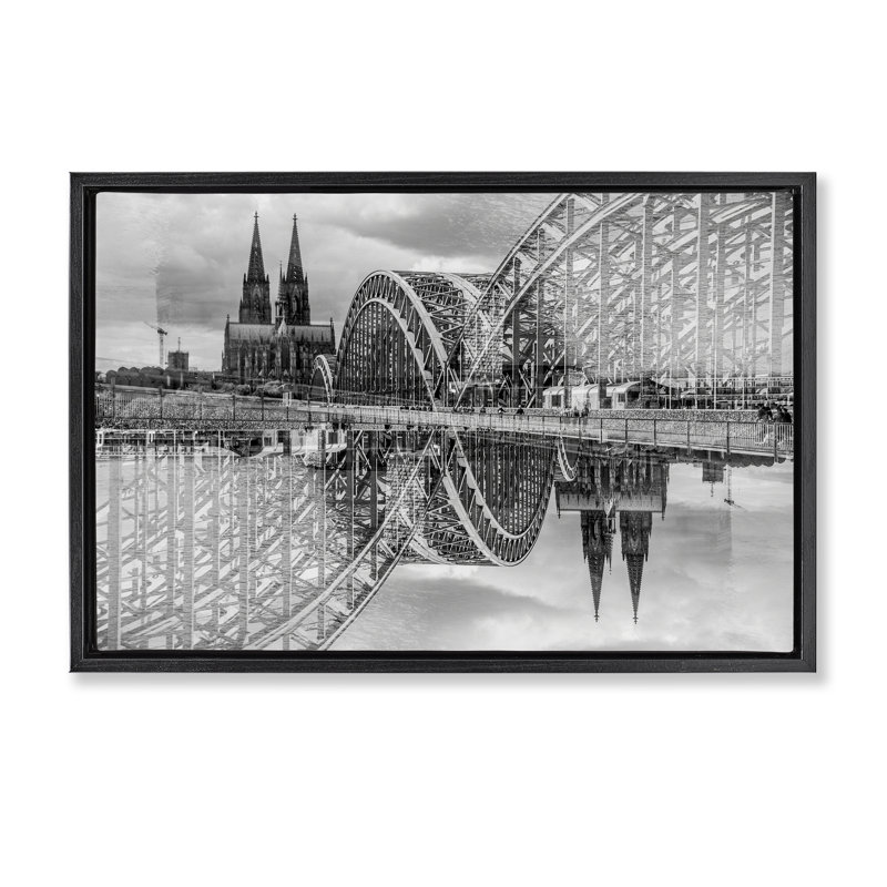 Cadre flottant pont et cathédrale, design par Robin Vandenabeele, Cadre flottant noir de jais, H 17 po x l 25 po