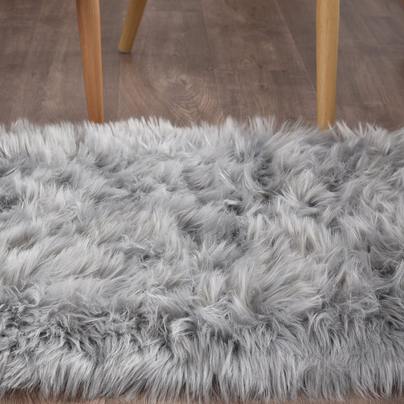 Indoor Rug, Rectangle 2' x 5'