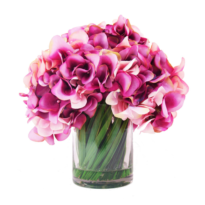 Centre de table d'hortensia Gennadios dans un vase d'eau en acrylique