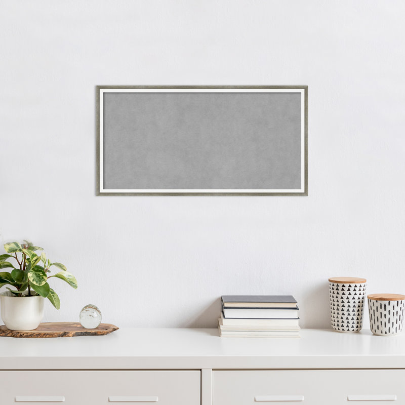 Tableau magnétique encadré Lucie, H 13 po x l 25 po