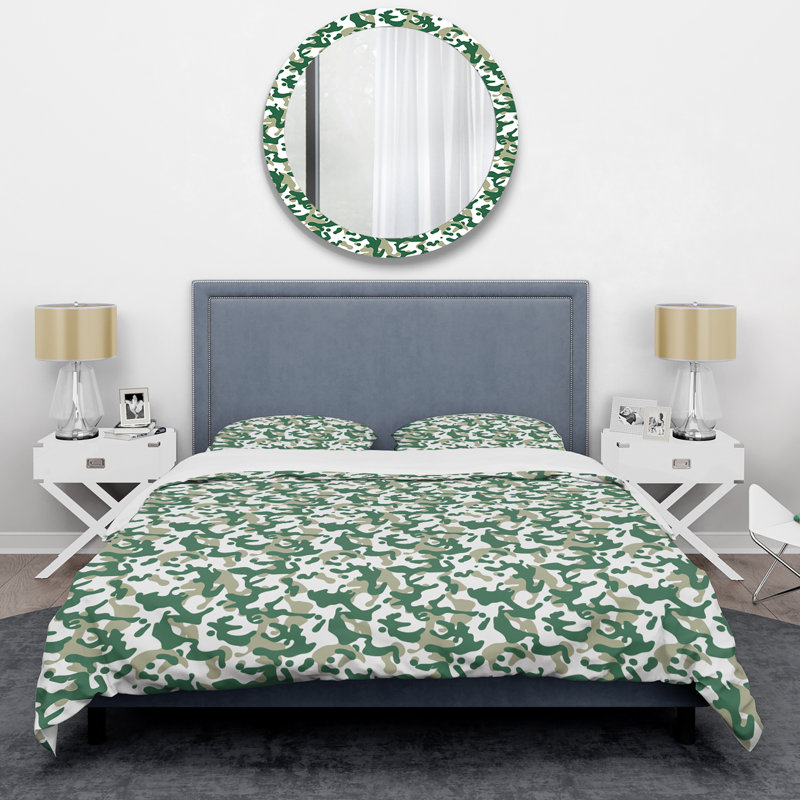 Green And White Camouflage Camouflage Duvet Cover, King Duvet Cover + 2 King Shams