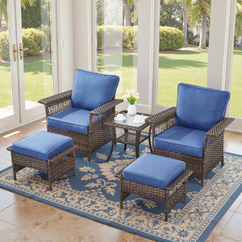 Chaises d'extérieur en osier avec repose-pieds et table d'appoint Anferney, Bleu