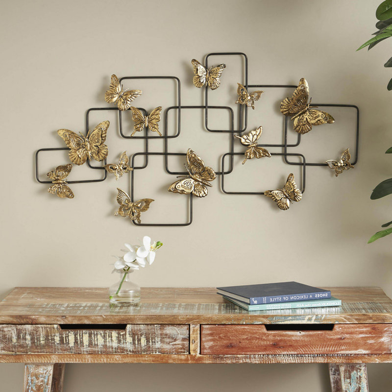 Wall Decor on Metal