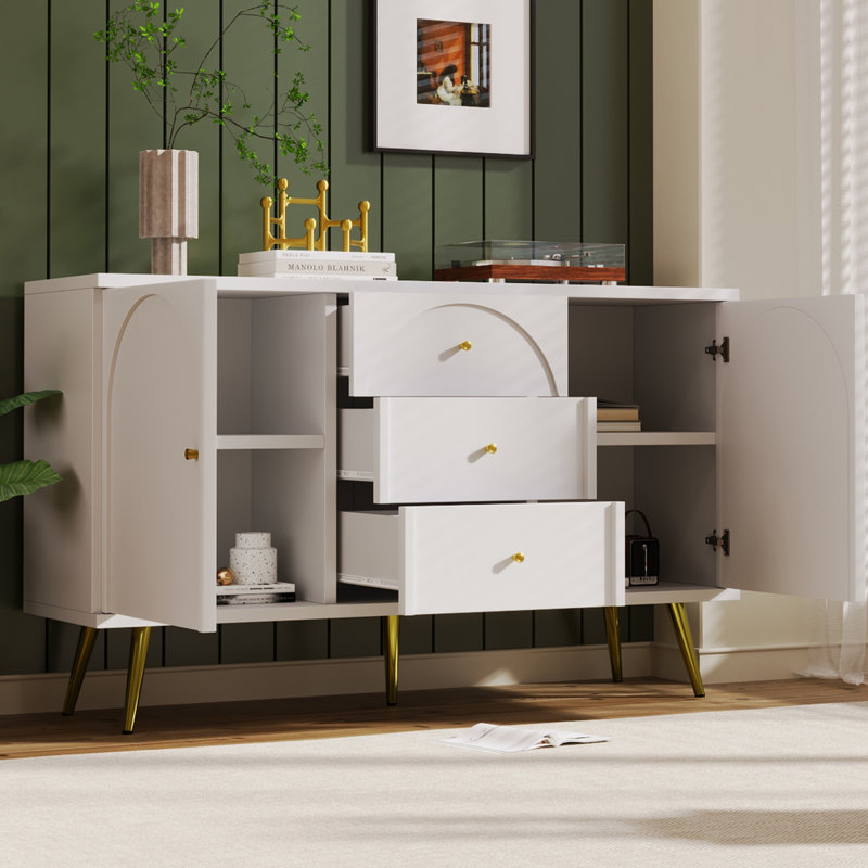 Armoire de salle à manger à trois tiroirs et pieds en métal