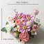Ornements de fleurs simulées