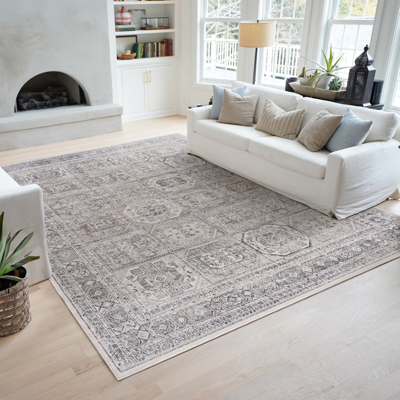 Tapis oriental gris en polypropylène et polyester Saxton, Rectangle 7 pi 11 po x 9 pi 11 po