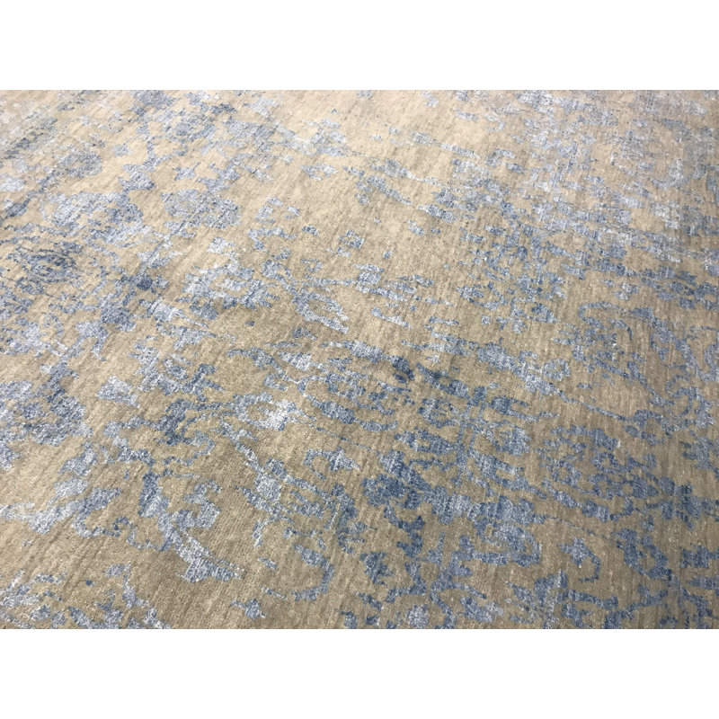 Hand-Knotted High-Quality Gray and Blue Area Rug