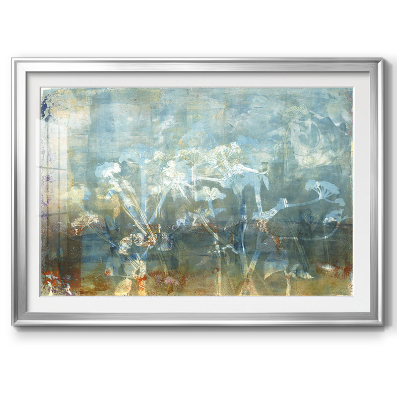Impression encadrée Water's Edge avec verre biseauté mat et verre, Argent, H 30 po x l 44 po x P 1,5 po