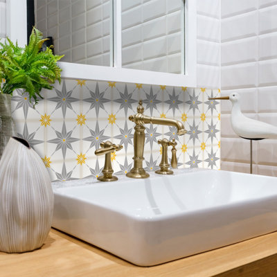 5'' W x 5'' L Vinyl Peel and Stick Mosaic Tile