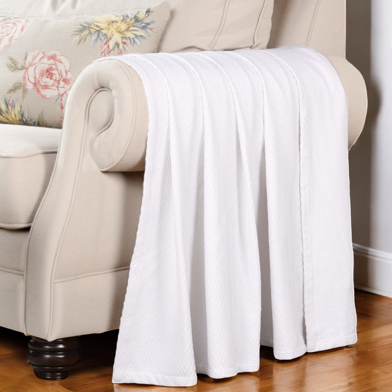 Queen White Cotton Woven Chevron Blanket