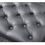 Banc capitonné en tissu avec garniture cloutée