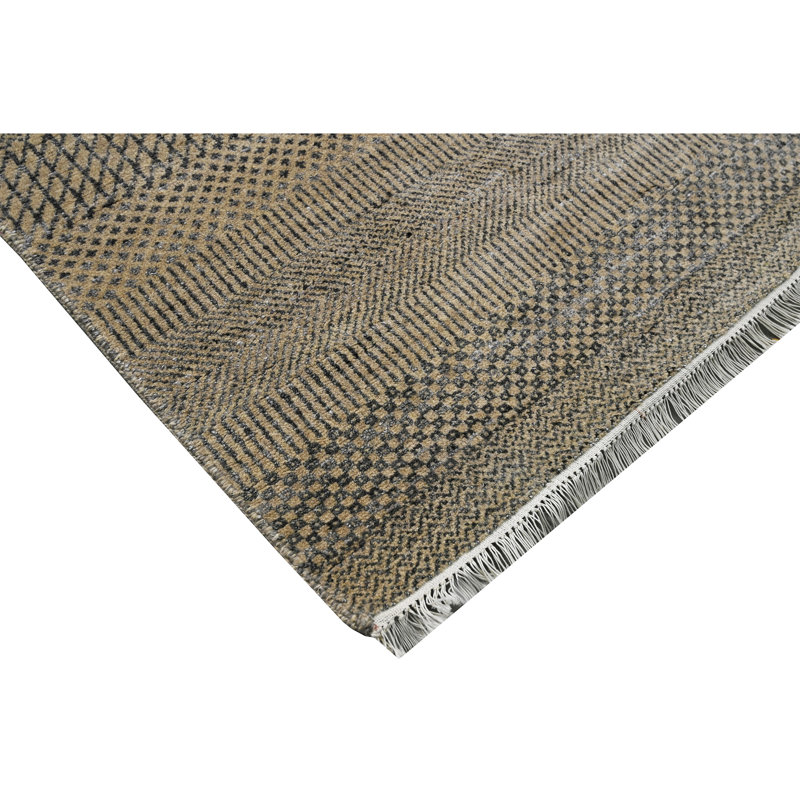High-Quality Hand-Knotted Natural And Black Area Rug